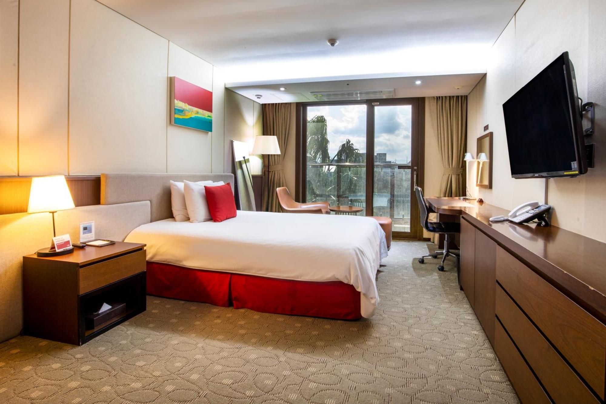 Ramada By Wyndham Jeju Hamdeok Hotell Eksteriør bilde