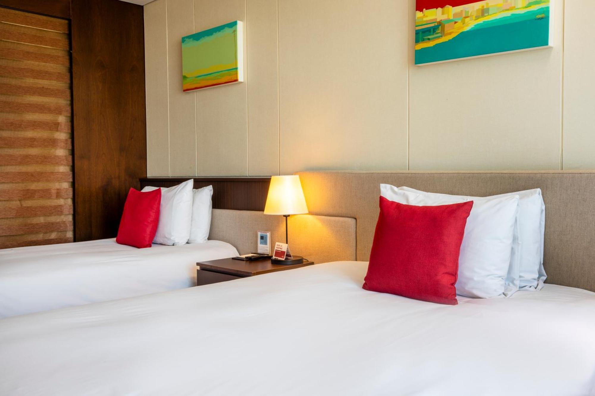 Ramada By Wyndham Jeju Hamdeok Hotell Eksteriør bilde