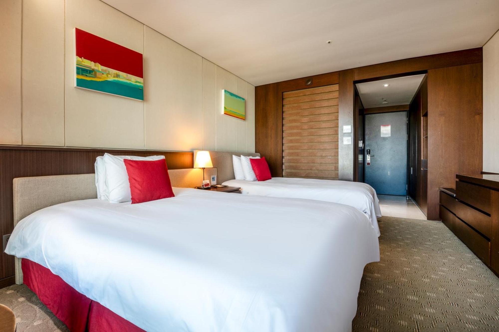 Ramada By Wyndham Jeju Hamdeok Hotell Eksteriør bilde
